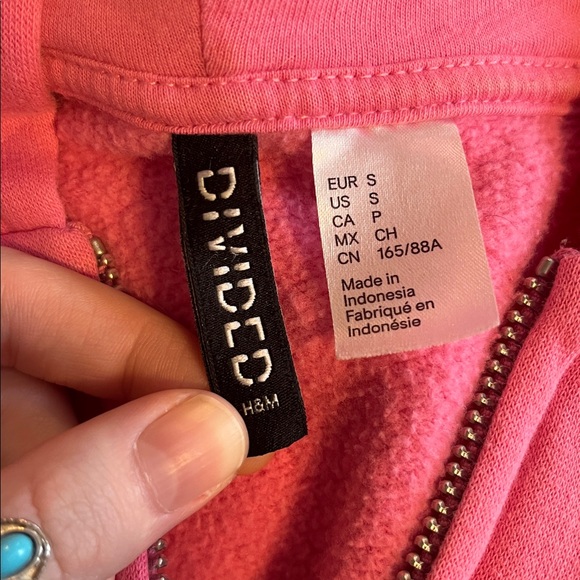 H&M Divided pink zip up hoodie - Picture 3 of 3
